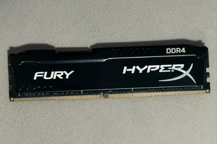 MEMÓRIA - 32GB - 3733MHz - COM DISSIPADOR HYPER X FURY
