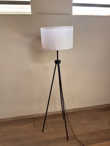 Abajur de chão