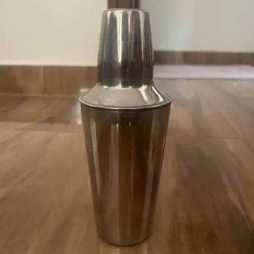 Coqueteleira Cobbler em Aço Inox de 3 Peças - Usada, como nova