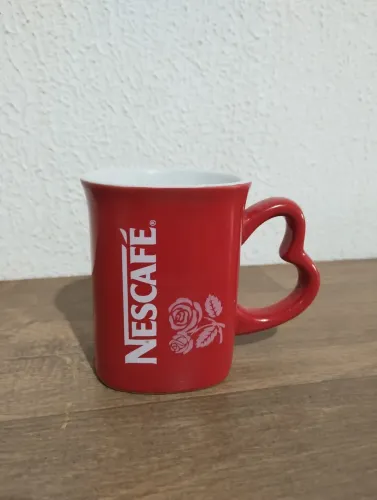 Xícara Nescafé 