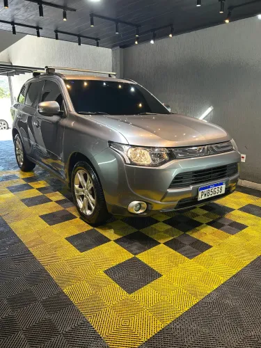 Mitsubishi Outlander 2.0 16V 160cv Aut. 2015