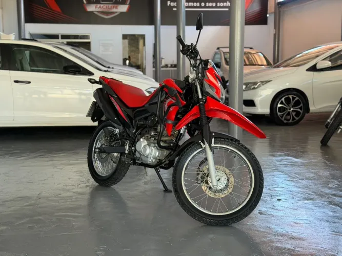 HONDA BROS ESDD 160cc - Ano 2024 (APENAS 17MIL KM RODADOS)