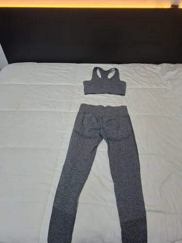 Conjunto academia cinza 