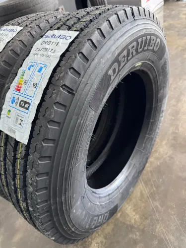 Pneu caminhão 3/4 liso 215/75/17,5