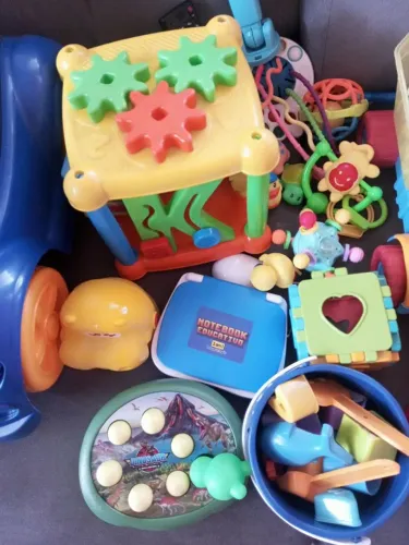 Lote de Brinquedo