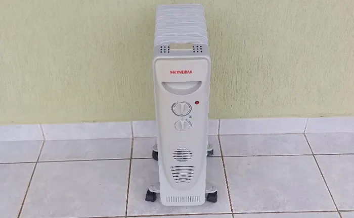 Aquecedor ambiente a Óleo Mondial 1500W - ac. cartão