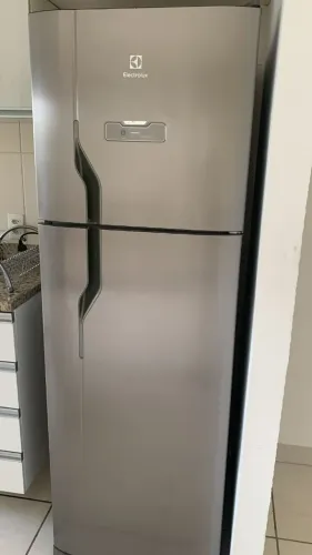 Geladeira Eletrolux Frost Free