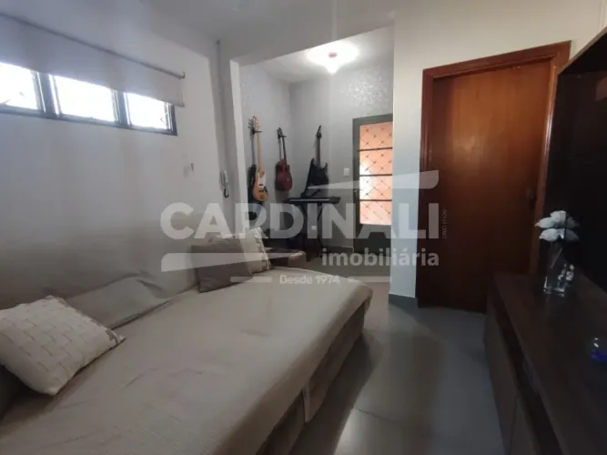 Casa com localização espetacular, pronta para sua moradia ou comércio.
