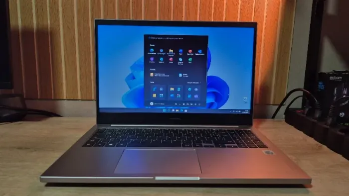 Notebook Samsung Book i3 com garantia e brinde!