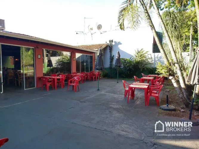 Ponto à venda, 303 m² por R$ 238.000,00 - Zona 08 - Maringá/PR