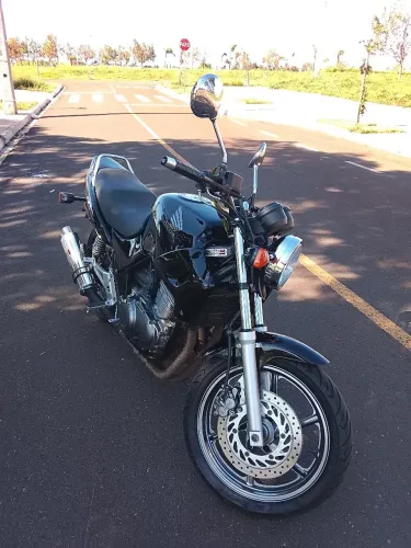 Vende-se Honda CB 500 extra