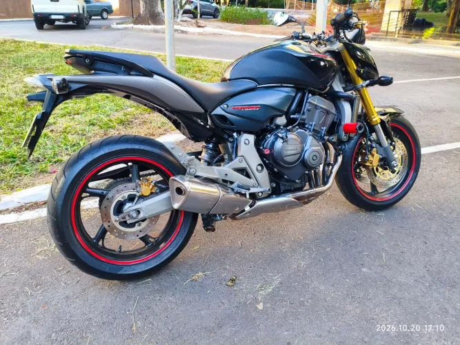 HONDA CB600F HORNET
