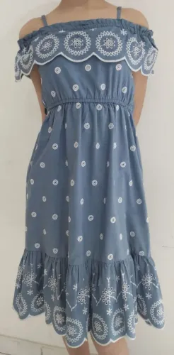 Vestido infantil fuzarka