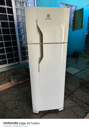 Geladeira duplex Electrolux 