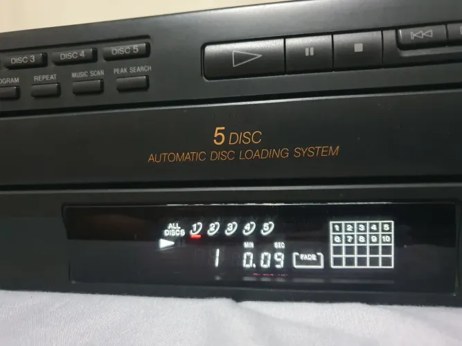 CD Player Sony Carrossel M505