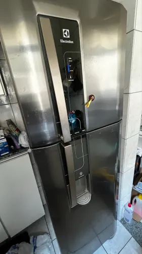 Geladeira Electrolux em inox - DW42X 400L