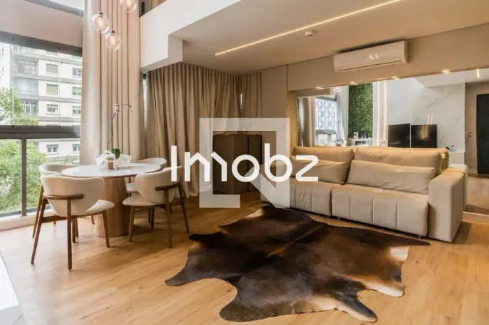 Apartamento à venda na Rua Oscar Freire, 1375 - Pinheiros - São Paulo - SP