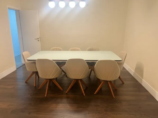 Mesa jantar com 8 cadeiras Guiné D?confort design