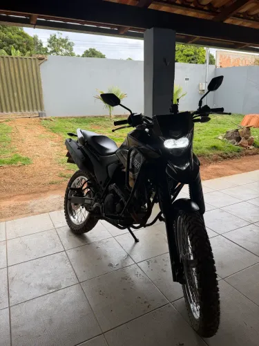 XTZ Lander 250