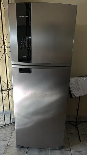 Vendo geladeira nova, 15 dias de uso somente