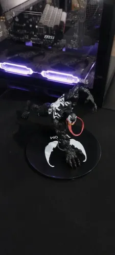 Boneco do Venom / Homem aranha Novo