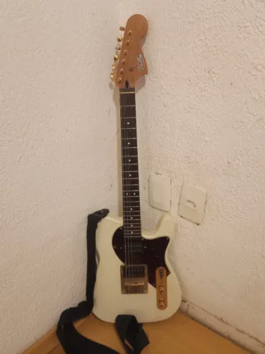 Guitarra Telecaster HH Custom Escala Curta 
