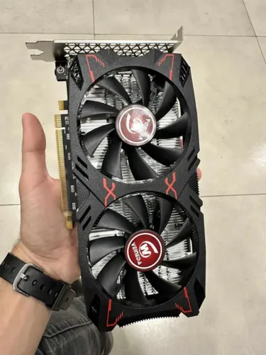 Placa de Vídeo RX 5500 XT 8GB VRAM GDDR6. PCi-e 4.0