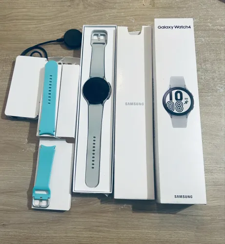 Galaxy Smartwhatch 44 mm - faz pagamento por aproximação
