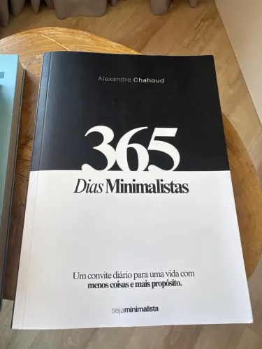 Livro 365 dias minimalistas