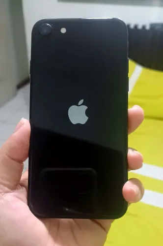 iPhone SE 2020 (2ª Geração) 64GB - Preto - Ótimo estado!