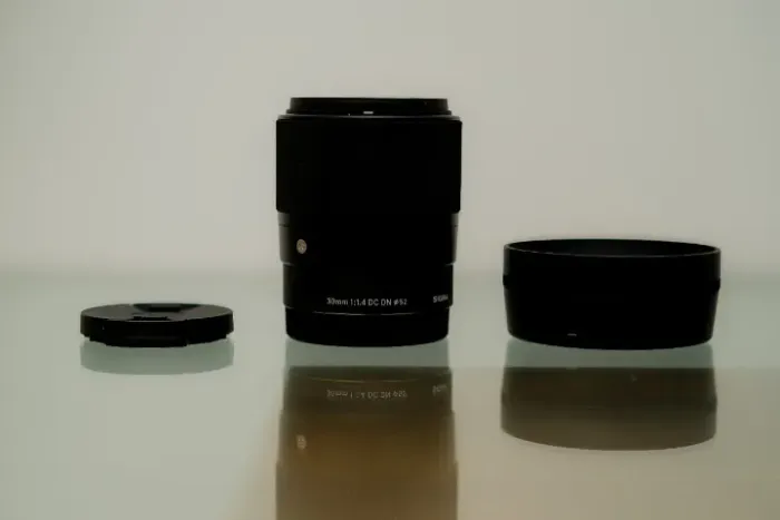 Lente Sigma 30mm F/1.4 Dc Dn Para Sony E (estado De Novo) (Usado)