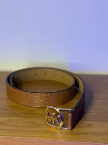 Cinto feminino Michael Kors marrom 96cm