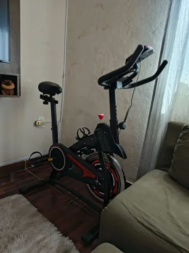 Vende-se bicicleta ergométrica