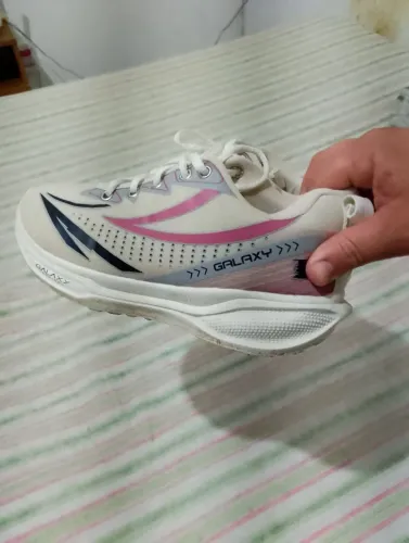Tênis esportivo pra malhar novíssimo