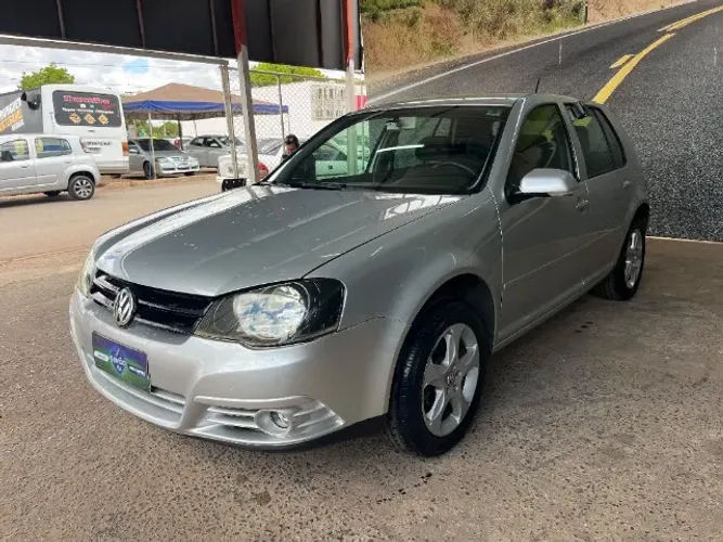 Volkswagen Golf 1.6 MI Total Flex 8V 4P 2010