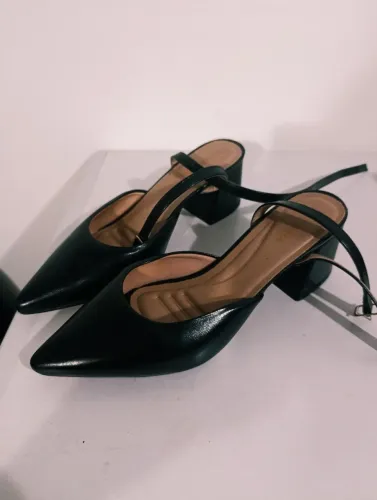 Sapato preto n° 37