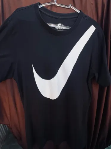 camisa nike sportwear swoosh