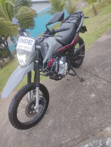 Vende-se *