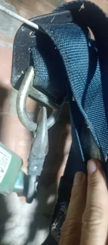 Cinto com talabarte,para trabalho em alturas..