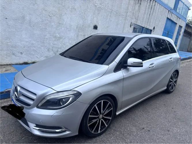Mercedes-Benz Classe B 200 CGI 1.6 TB Sport 156cv AUT 2015