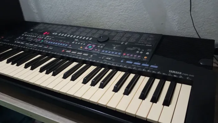 TECLADO YAMAHA PSR 510