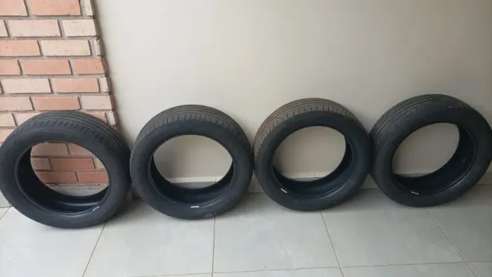 Pneus 205 55 17 Bridgestone turanza