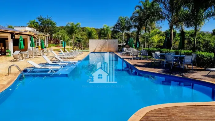 Lote com 1820 m2 e vista definitiva- Condominio Gran Royalle