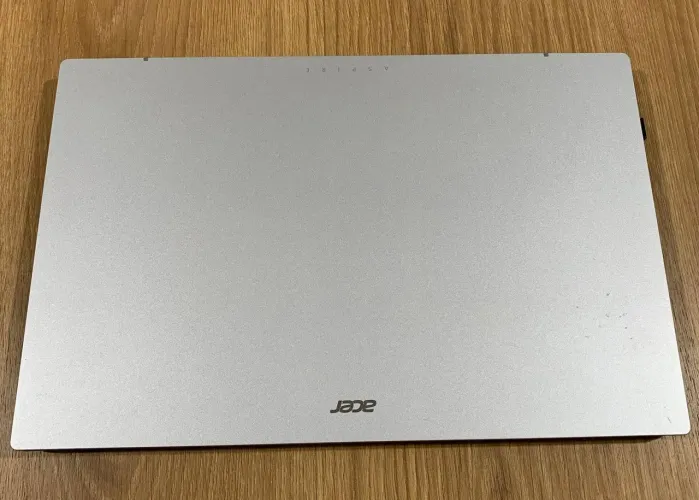 Notebook Acer i3-N305