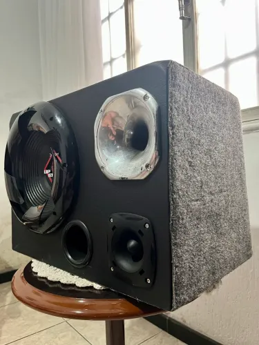 CAIXA TRIO + AMPLIFICADOR