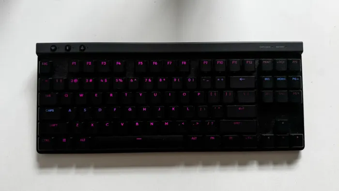 Teclado Mecânico Logitech G515