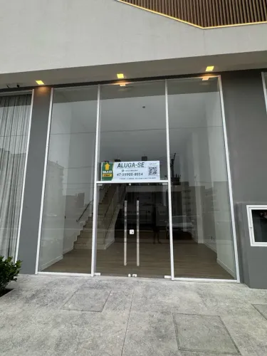 Aluga-se Sala Comercial Itapema