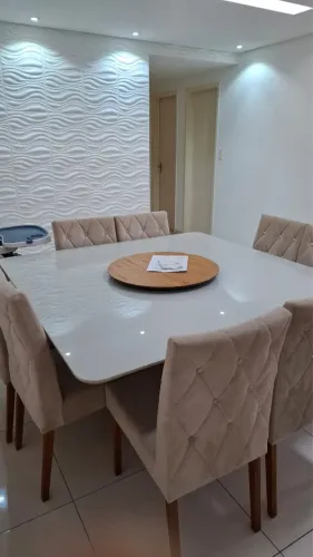 Mesa com cadeiras 