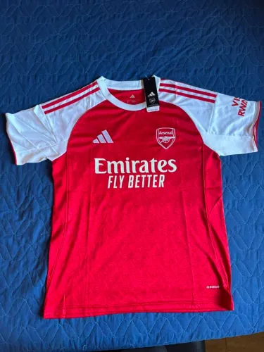 Camisa Arsenal 2025/26 Torcedor tamanho P sem número