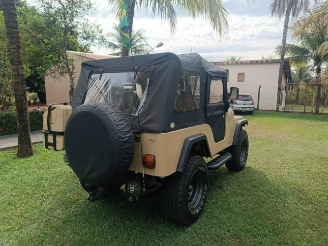 Willys Overland Jeep 2.6 12V Gasolina 2P 1960